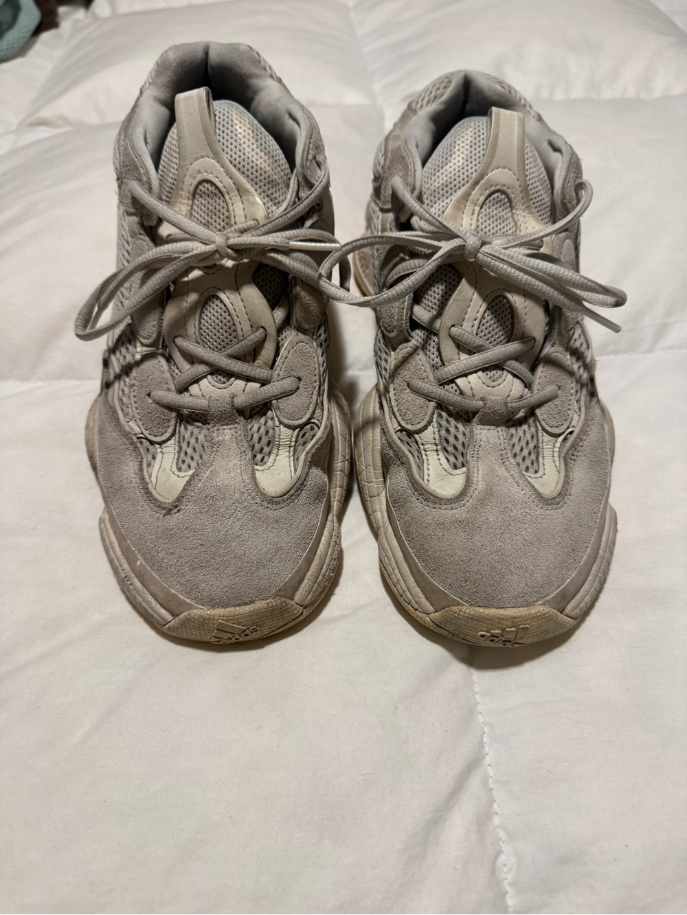 Mens Yeezy Sneakers - Picture 1 of 5